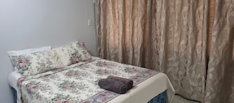 PVV Nadi Airport Apartment