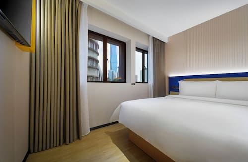 7 Days Premium Hotel Hang Lekiu