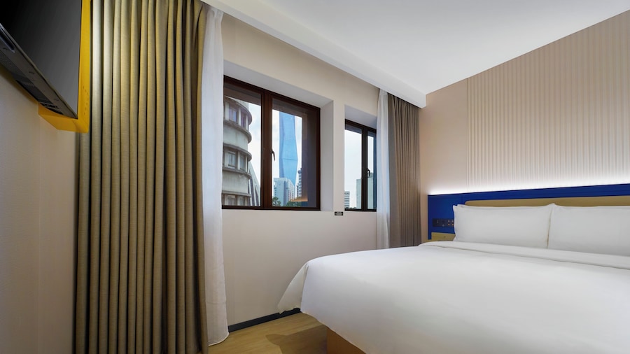 7 Days Premium Hotel Hang Lekiu