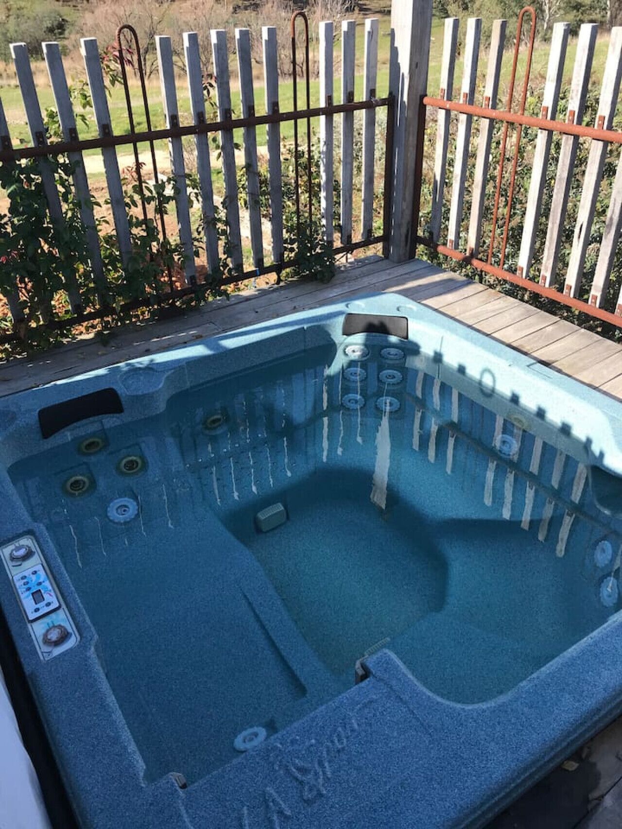 Bañera de hidromasaje exterior