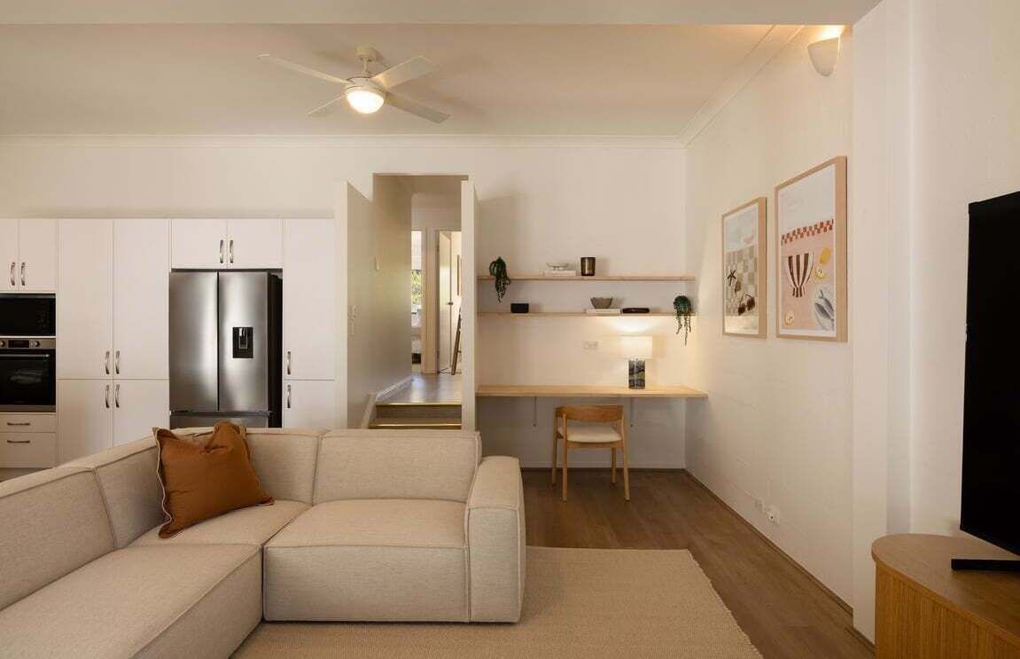 TV