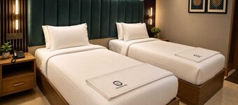 The Park Lane Hotel