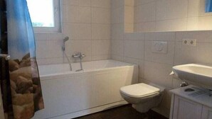 Bathroom - Holiday apartment with 1 bedroom (Graal-Müritz)