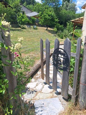 Exterior detail - Garden house with stunning mountain views near the lake – Aux Rousses, Réallon (Réallon)