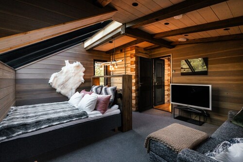 Willa Lumia - Aurora Skylight Villa