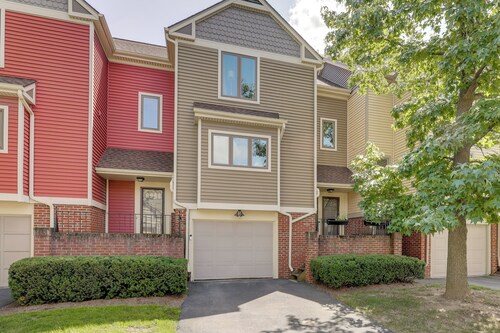 Home Gym & Office! Townhome Walk to Genesee River
