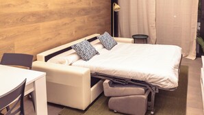 Deluxe Suite, Garden View