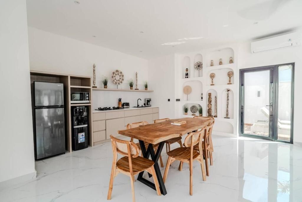 Villa, 2 soverom, bassengutsikt | Spiseområde