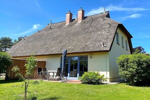 Exterior - Holiday home in Prerow with swimming pool (Prerow)