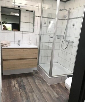 Bathroom - Holiday home with 3 bedrooms (BX Herkingen)