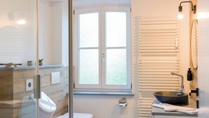Ảnh chưa phân loại, 5 trong số 86 ảnh, nút