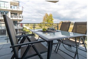 Outdoor dining - Holiday apartment with 1 bedroom (Heiligenhafen)