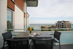 Unclassified image, 2 of 28, button - Holiday apartment with 2 bedrooms (Heiligenhafen)