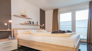 Unclassified image, 3 of 21, button - Holiday apartment with 2 bedrooms (Heiligenhafen)