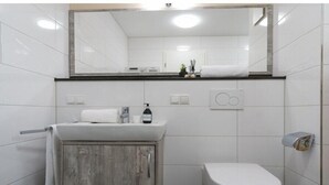 Unclassified image, 5 of 21, button - Holiday apartment with 2 bedrooms (Heiligenhafen)