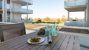Unclassified image, 2 of 28, button - Holiday apartment with 2 bedrooms (Heiligenhafen)