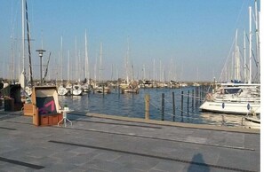 Untagged - Holiday apartment with 2 bedrooms (Heiligenhafen)