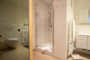 Unclassified image, 5 of 24, button - Holiday apartment with 2 bedrooms (Heiligenhafen)