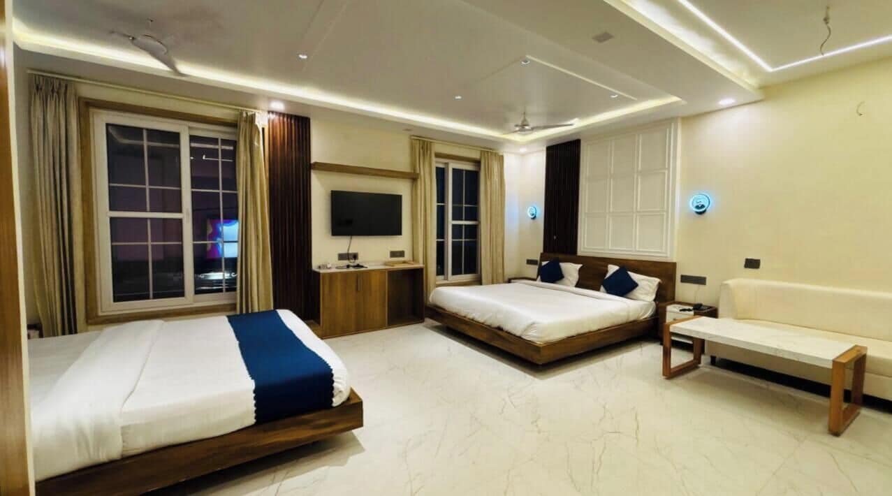Luxury Quadruple Room, Housekeeping, Mountainside | Desk, laptop workspace, WiFi (free)