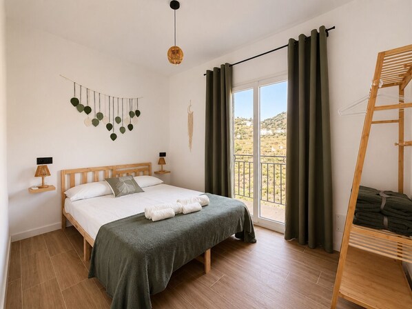 Room - Torrox Village House (Torrox)