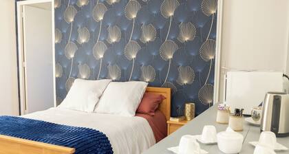 Furnished room 10 minutes from the Pôle Européen du Cheval and the 24 Hours of Le Mans race track