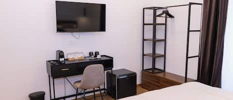 Deluxe Double Room, City View