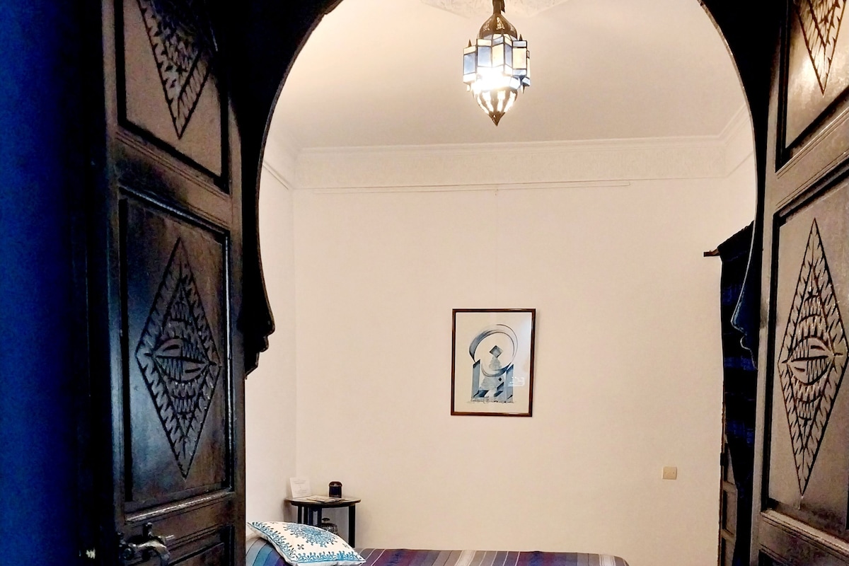 Standard Twin Room, Patio, Mezzanine | Seterika/papan seterika, Wi-fi percuma 