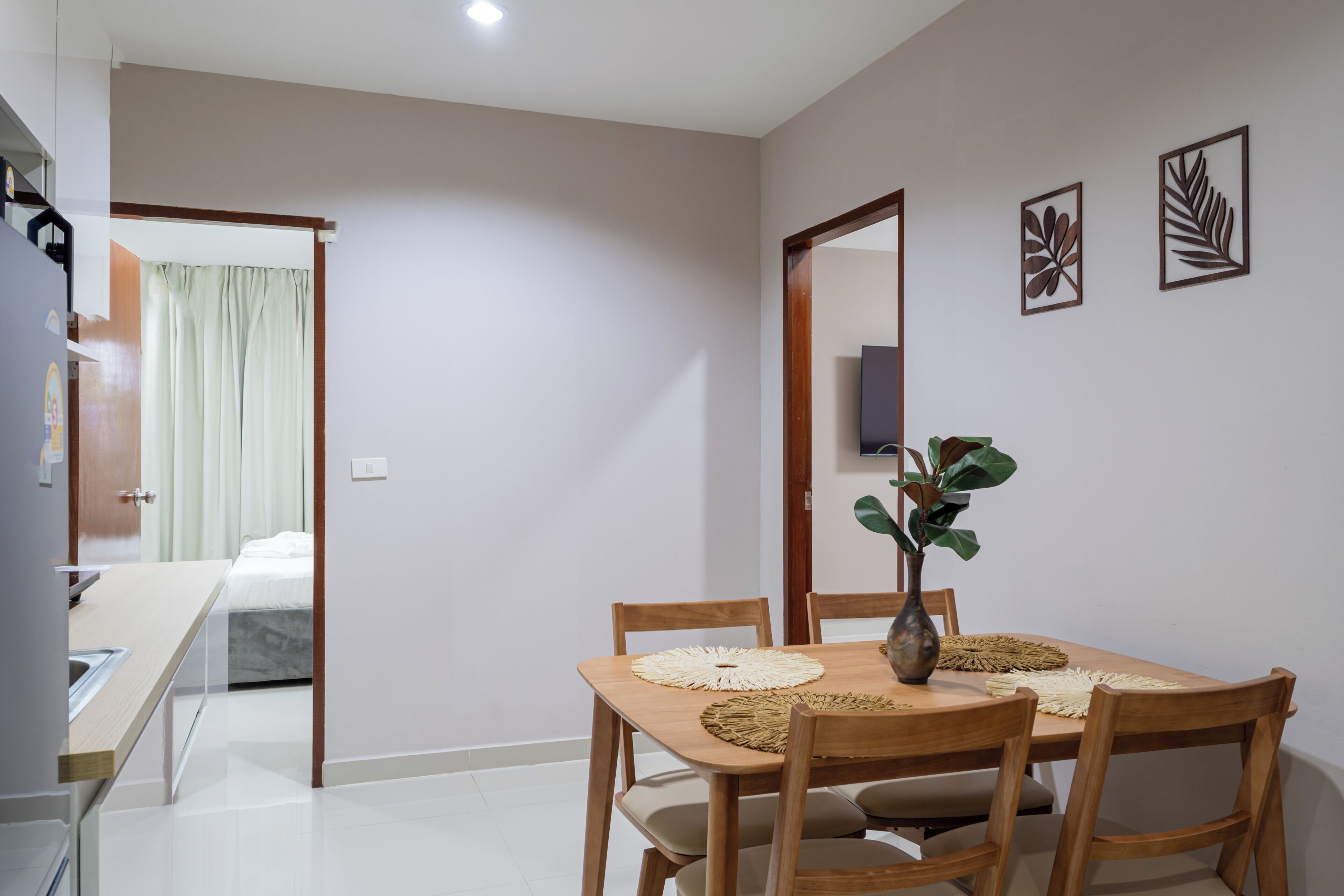 Apartment | Dining