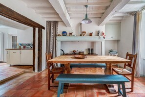 Dining - Holiday Home “Lobersane” with Private Pool, Terrace and Wi-Fi (Saint-Laurent)