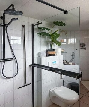 Bathroom - Holiday home with 2 bedrooms (Julianadorp)