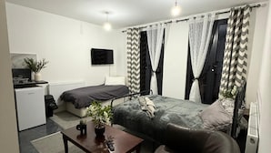 Appartement, 2 chambres, fumeur, balcon | Salle de séjour