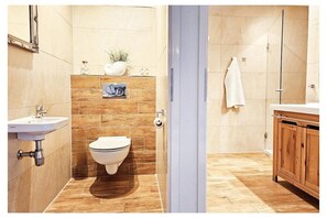 Bathroom - Amelander Paradijs 39 (KA Buren)