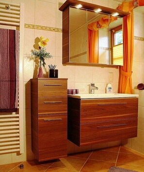 Bathroom - House Renate for Singles (Schönau am Königssee)
