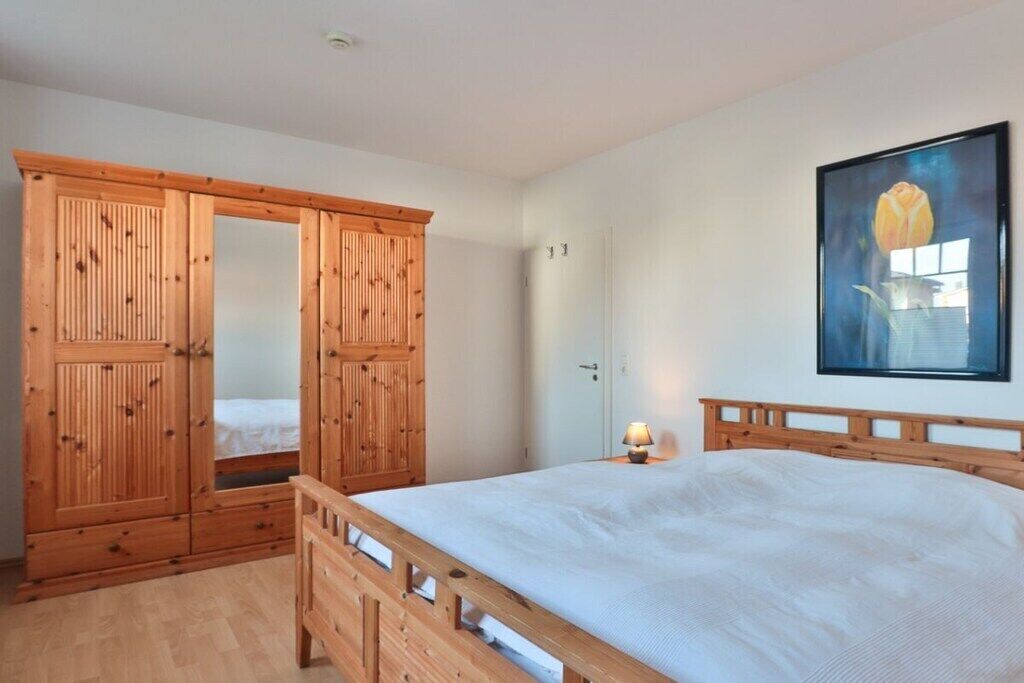 Travel crib, WiFi (free)