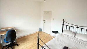 Unclassified image, 4 of 14, button - Cosy Liverpool Gem for a Relaxing Getaway (Liverpool)