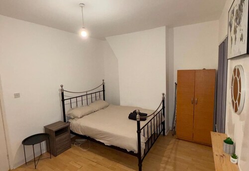 Cosy Liverpool Gem for a Relaxing Getaway