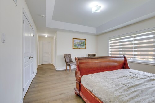 Executive 4BR Home | Jacuzzi | Fireplace | Office