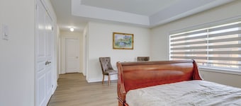 Executive 4BR Home | Jacuzzi | Fireplace | Office