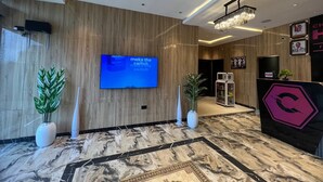 Lobby - Charles Stainless Hotels (Abakaliki)