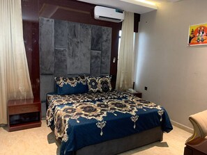 Economy Room, Balcony, City View - Charles Stainless Hotels (Abakaliki)