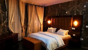 Unclassified image, 5 of 8, button - Galaxy La Palm Royal Resort Abakaliki  (Abakaliki)