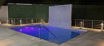 1BR Comfort City Apartment with pool