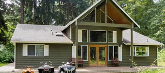 PNW Island Escape! Golf & Unwind in Nature