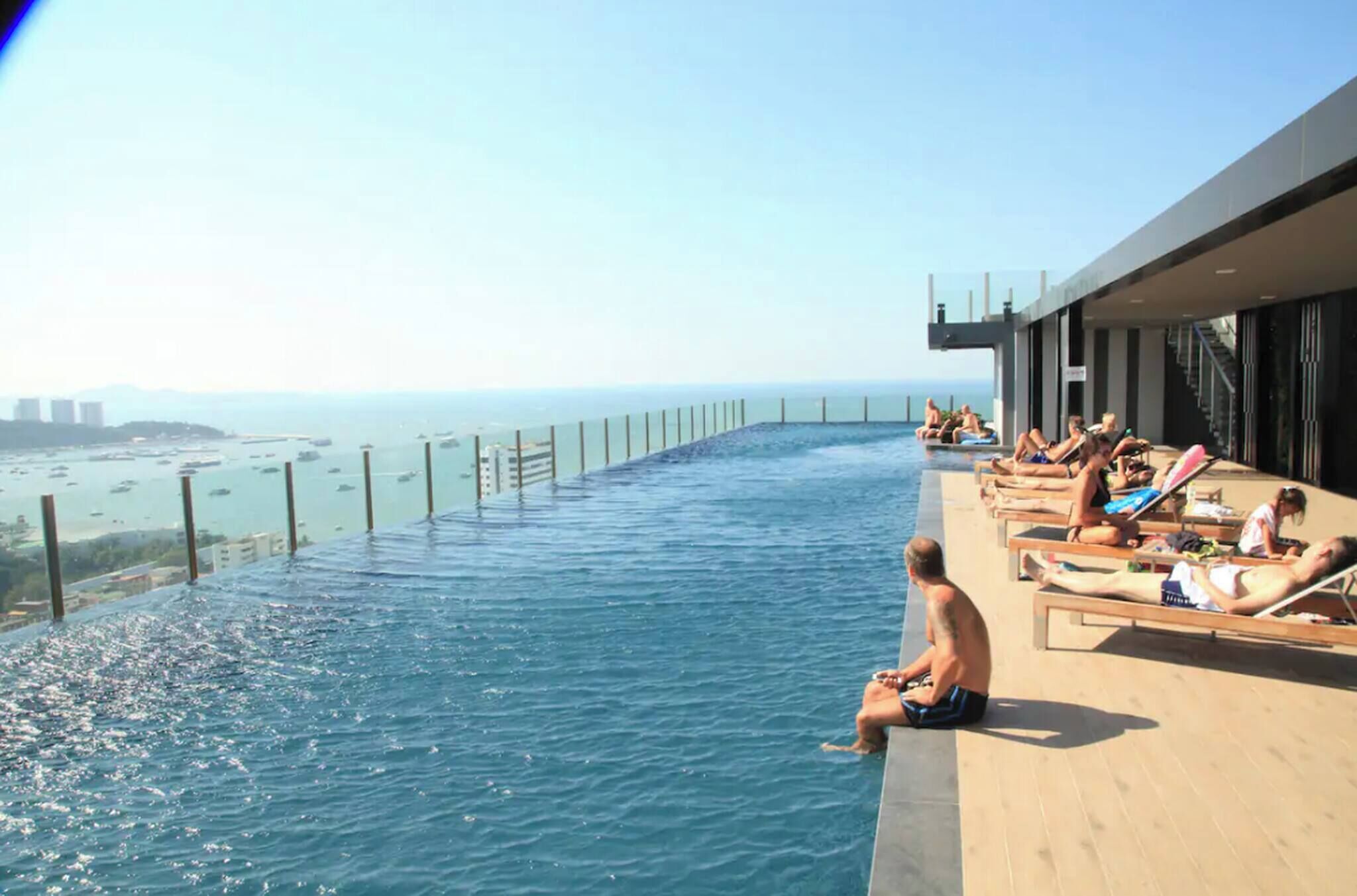 Apartment, 1 Bedroom, Accessible, Smoking | Pool