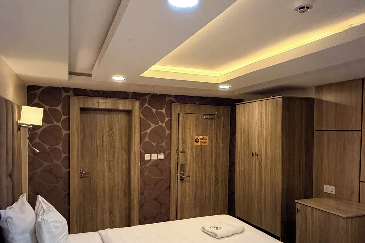 Luxury Room