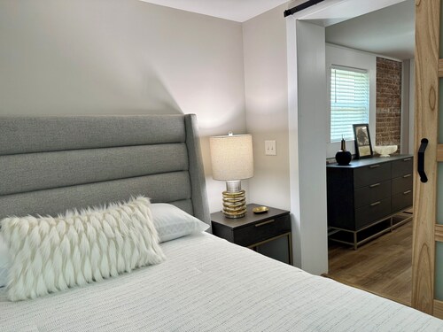 Newly renovated 1-bedroom apartment in pleasant Gamaliel