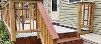 Cozy 2 Bedroom Suite walking distance to downtown