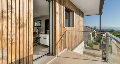 House 'Muscat House' with Heated Pool, Mountain View, Wi-Fi and Air Conditioning