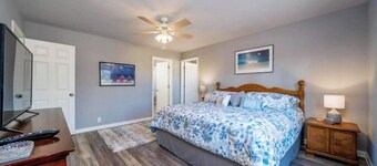 3BR Serene retreat home with jetted tub & Porch