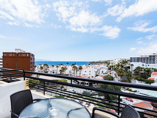 Outdoor dining - Panoramic Ocean View • Heart of Adeje (Costa Adeje)